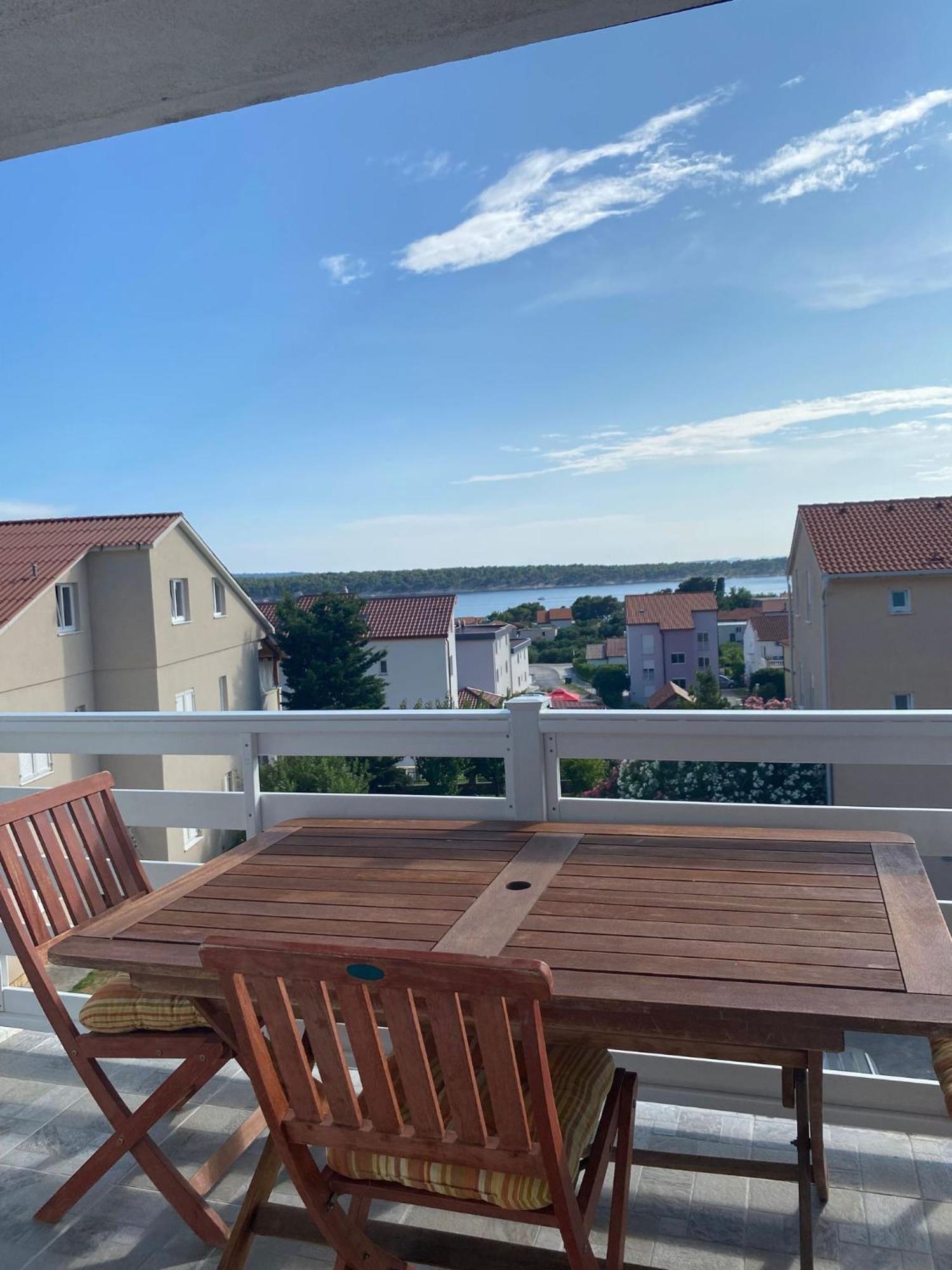 Apartments Olea Rab Town Eksteriør bilde